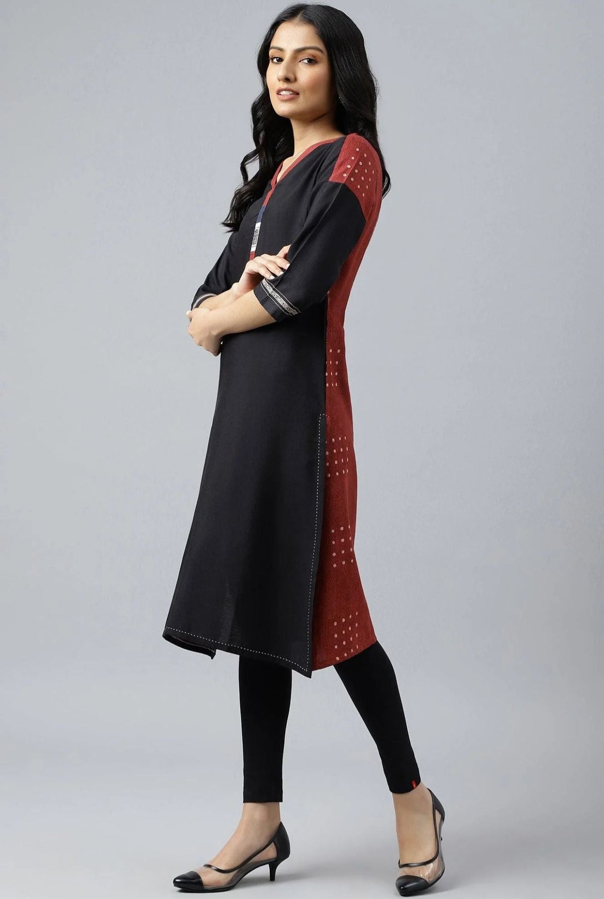 Black Straight Kurta in Berlin