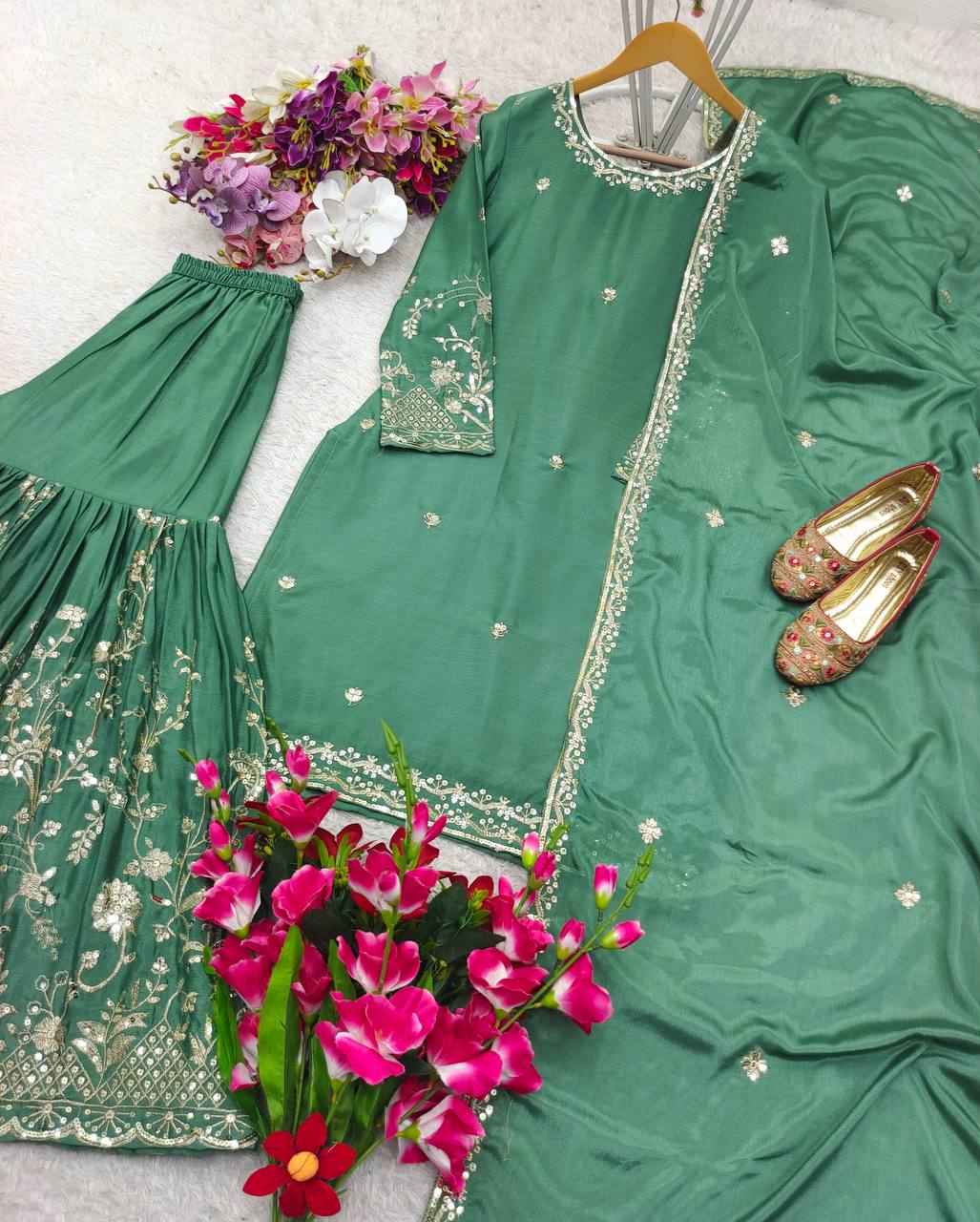 Beautiful Pure Heavy Chinnon Silk Suit in Berlin