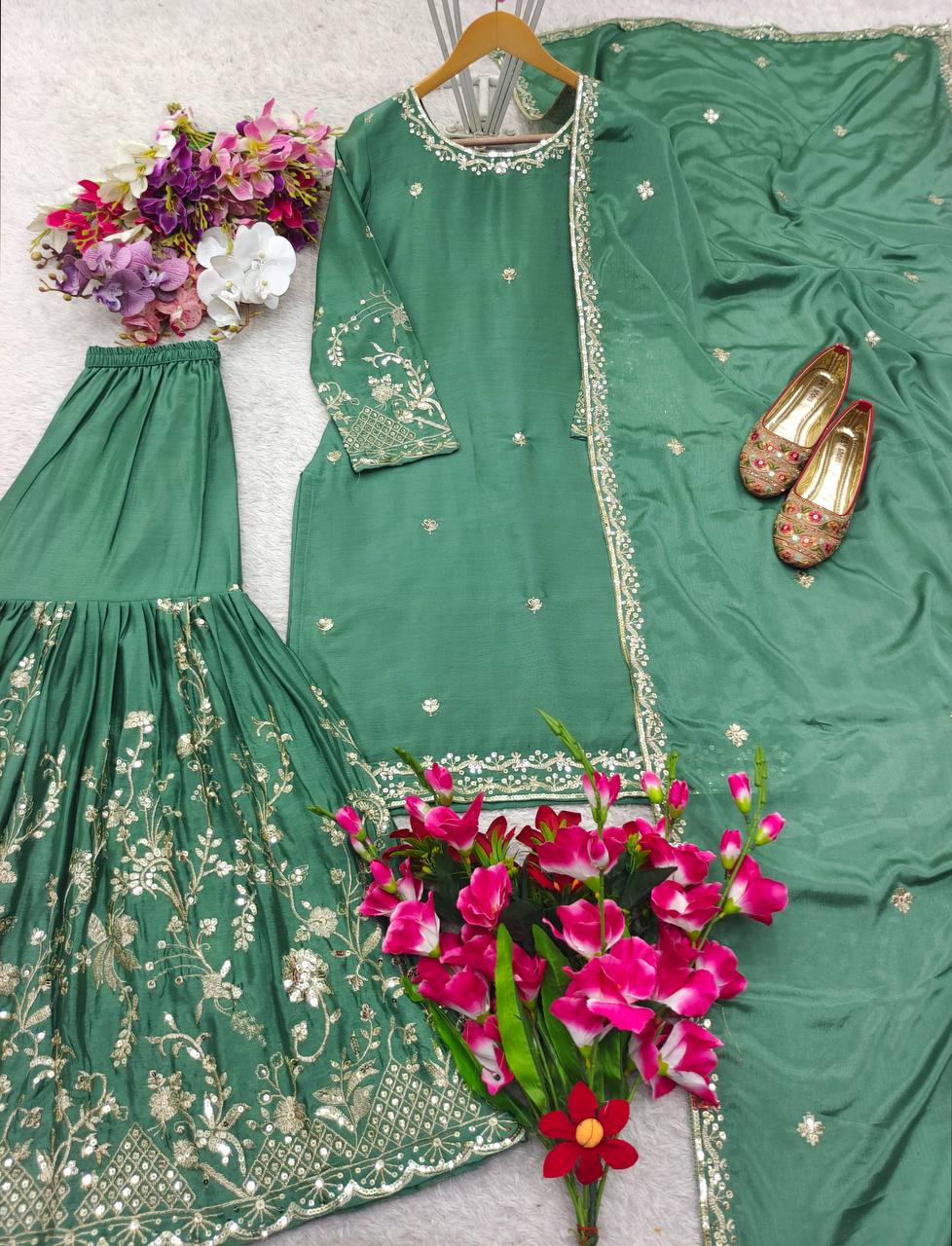 Beautiful Pure Heavy Chinnon Silk Suit in Berlin