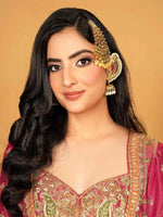 Beautiful heavy simar silk With Embroidery Work Suit in Berlin