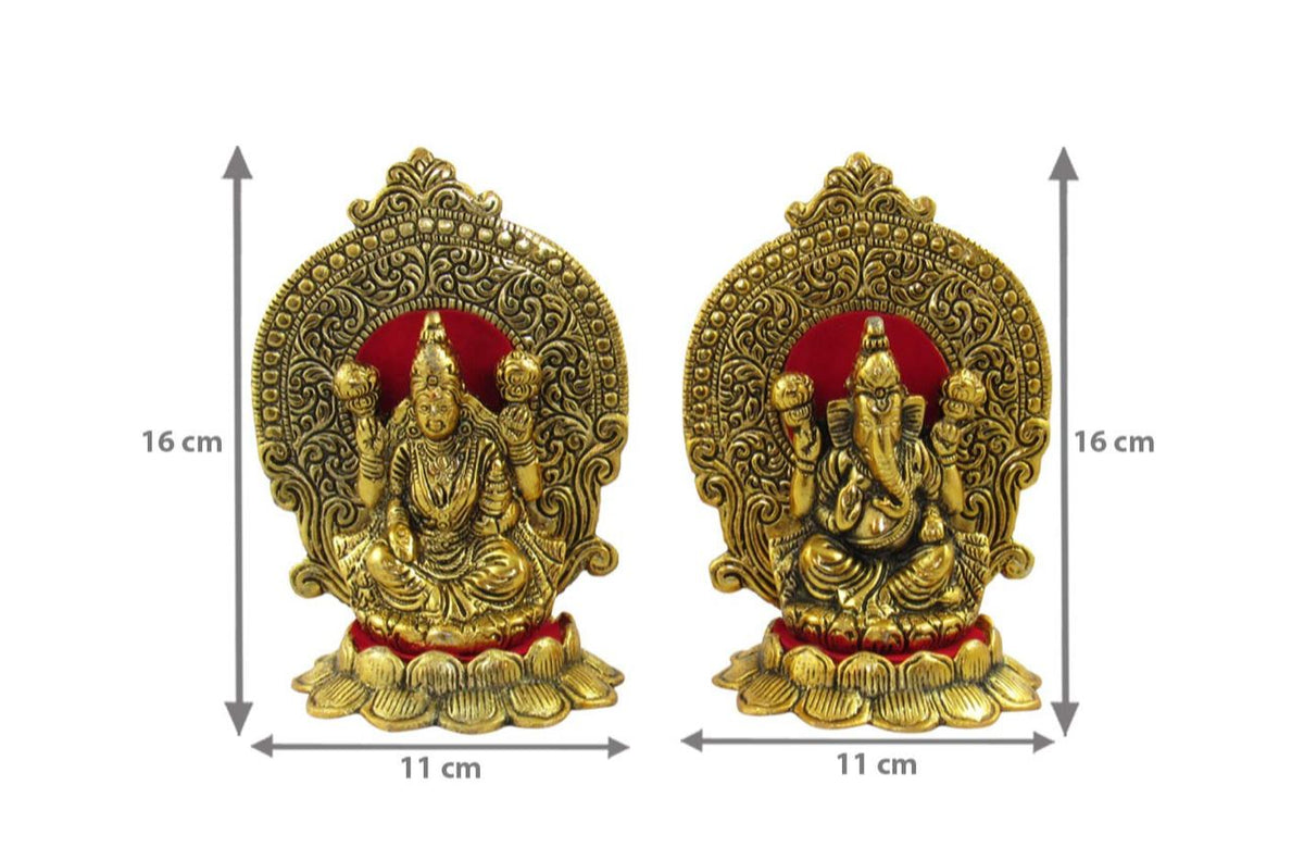 Decorative Laxmi Ganesha Statue in Munich