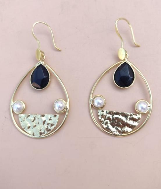 Brass Earrings in Berlin Namma Markt