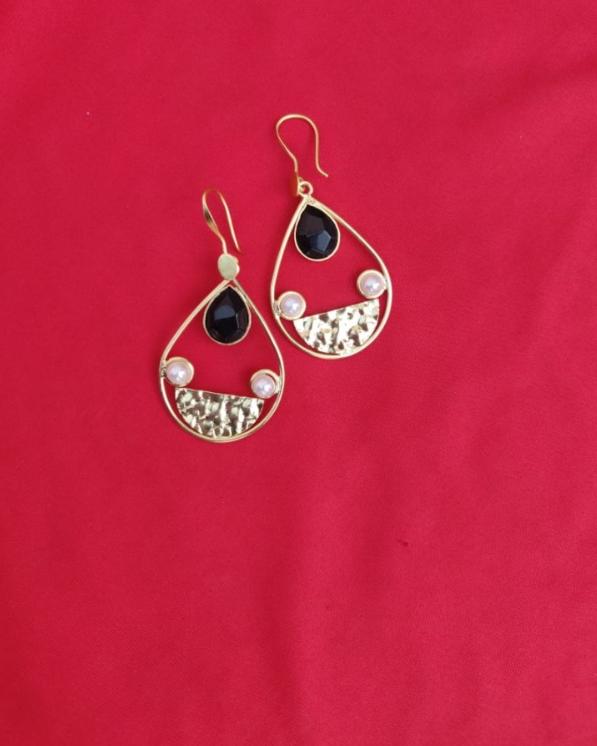 Brass Earrings in Berlin Namma Markt