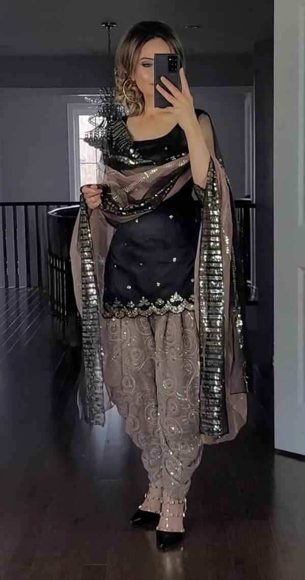 WOMEN'S Georgette Stitched Dhoti and Kurta in Germany