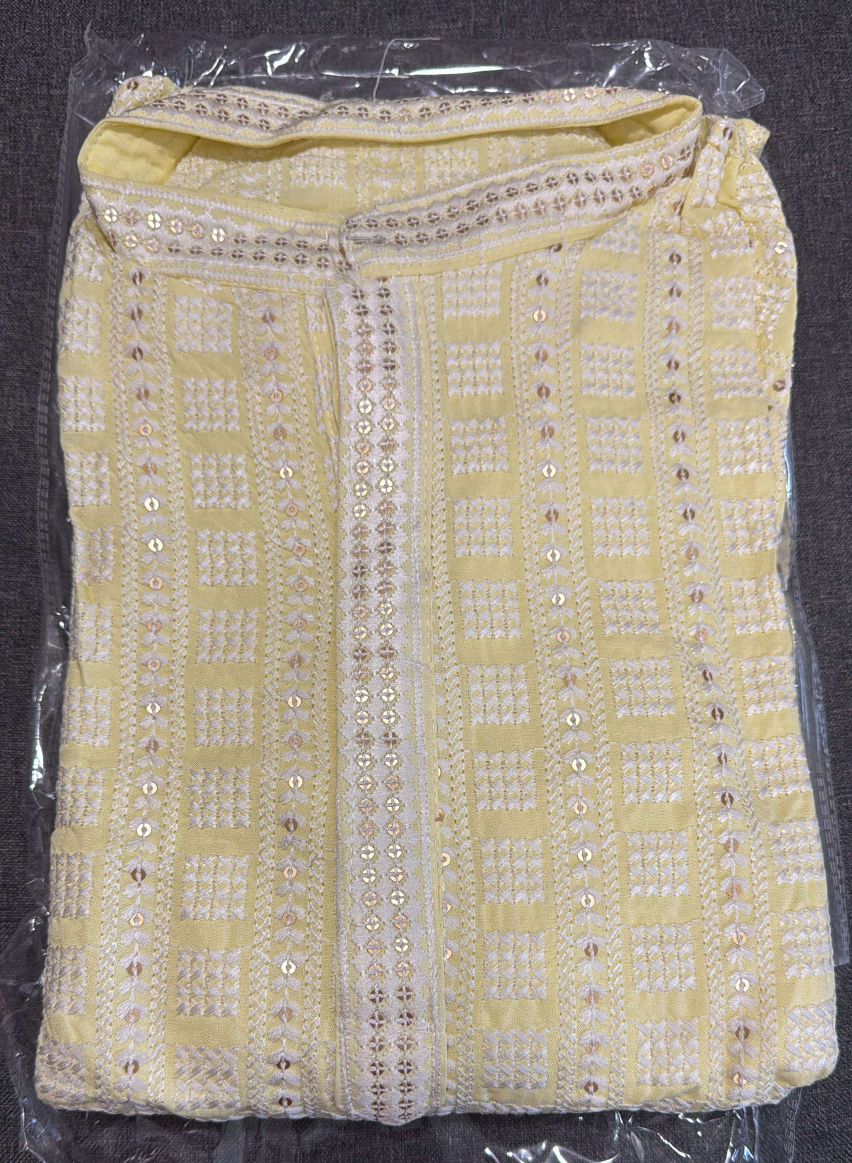 MENS CHIKENKARI HEAVY RAYON KURTA IN BERLIN