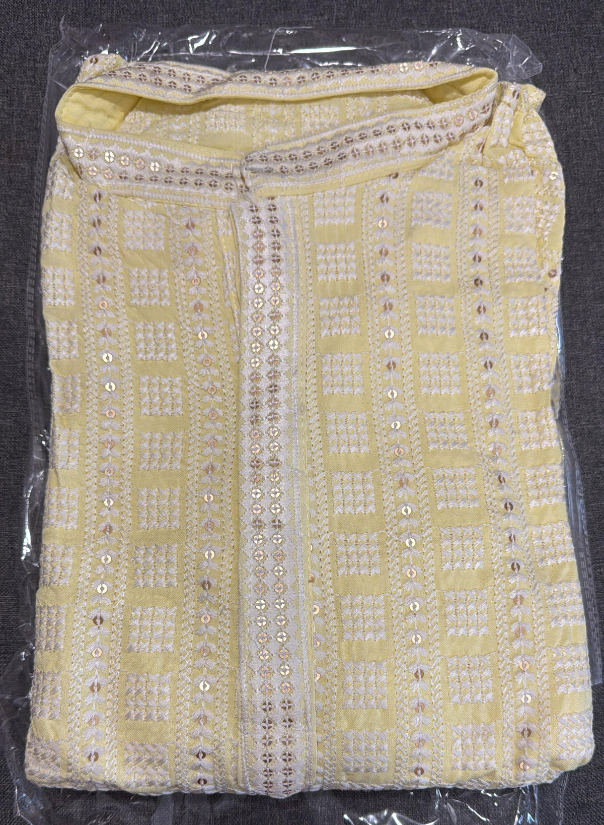 MENS CHIKENKARI HEAVY RAYON KURTA IN BERLIN