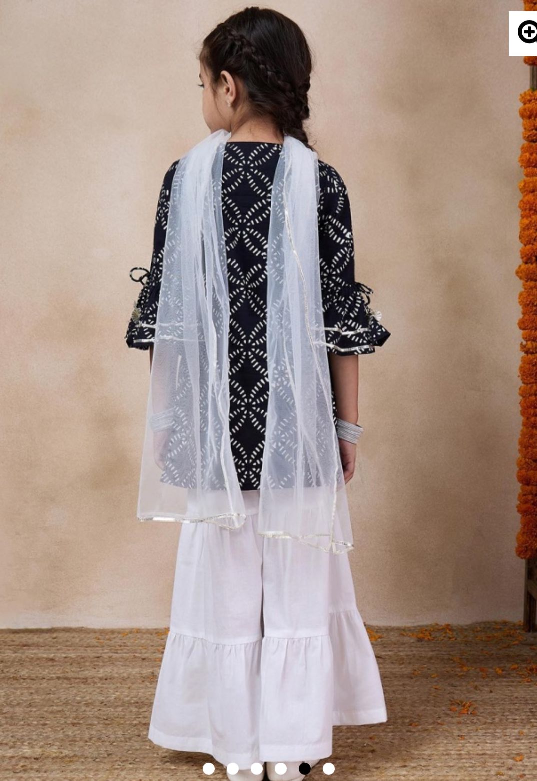 Girls Geometric Print Kurta Suit Set in Munich
