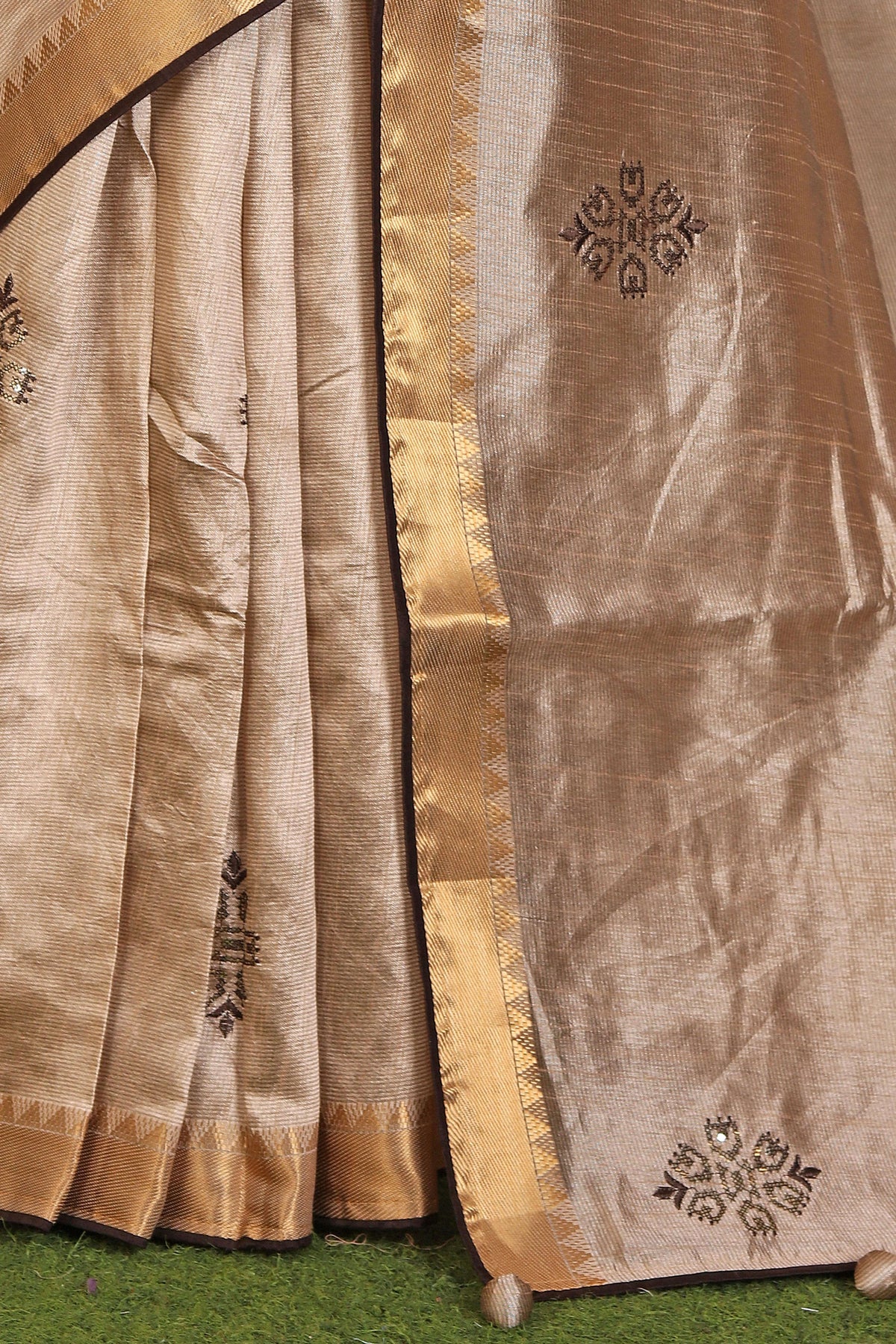 Women Silk Blend Saree in Germany Namma Markt