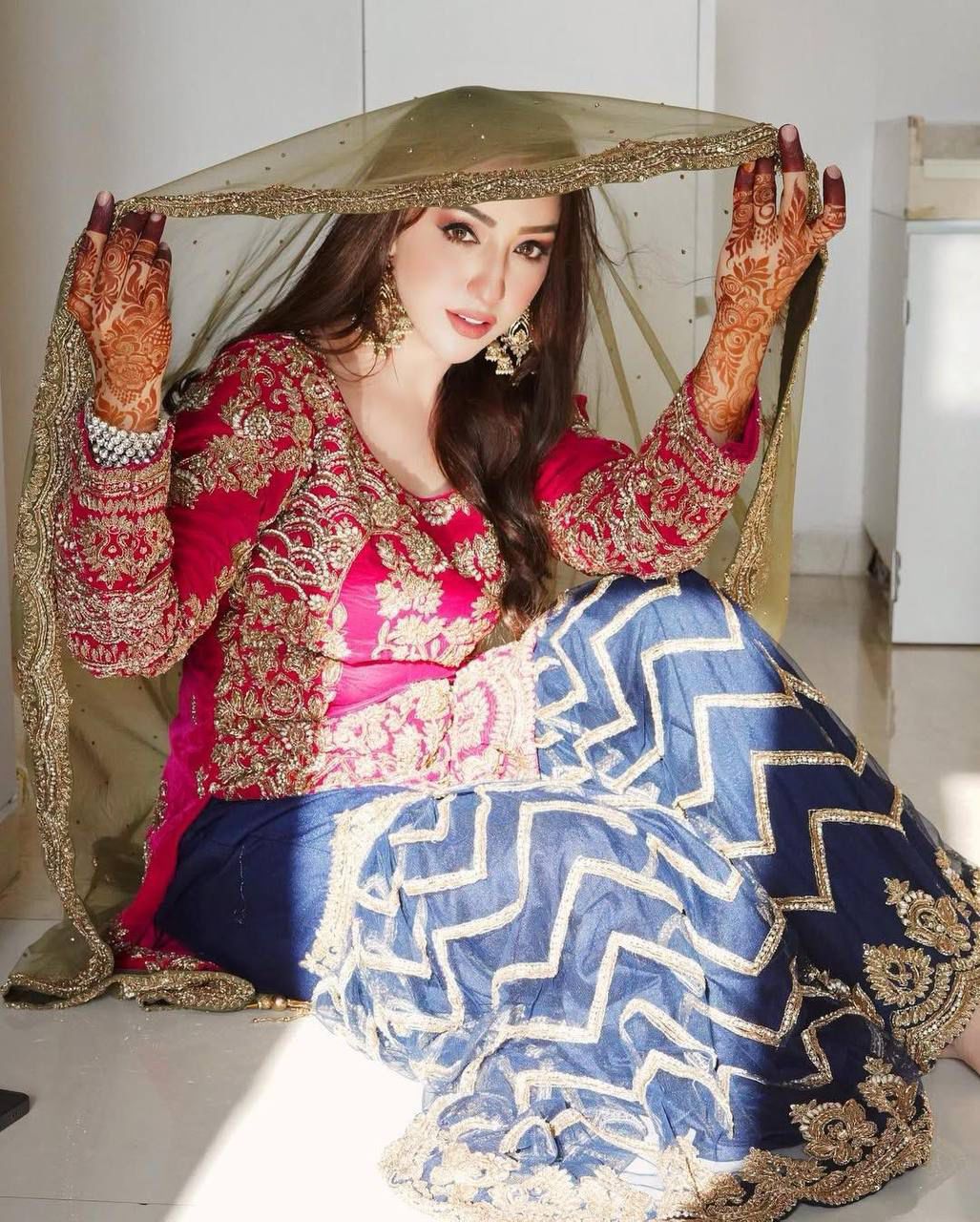 Party Wear Look Top-Plazzo and Dupatta in Germany