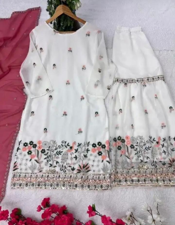 ELEGANT PURE FAUX GEORGETTE SILK SALWAR SUIT IN BERLIN