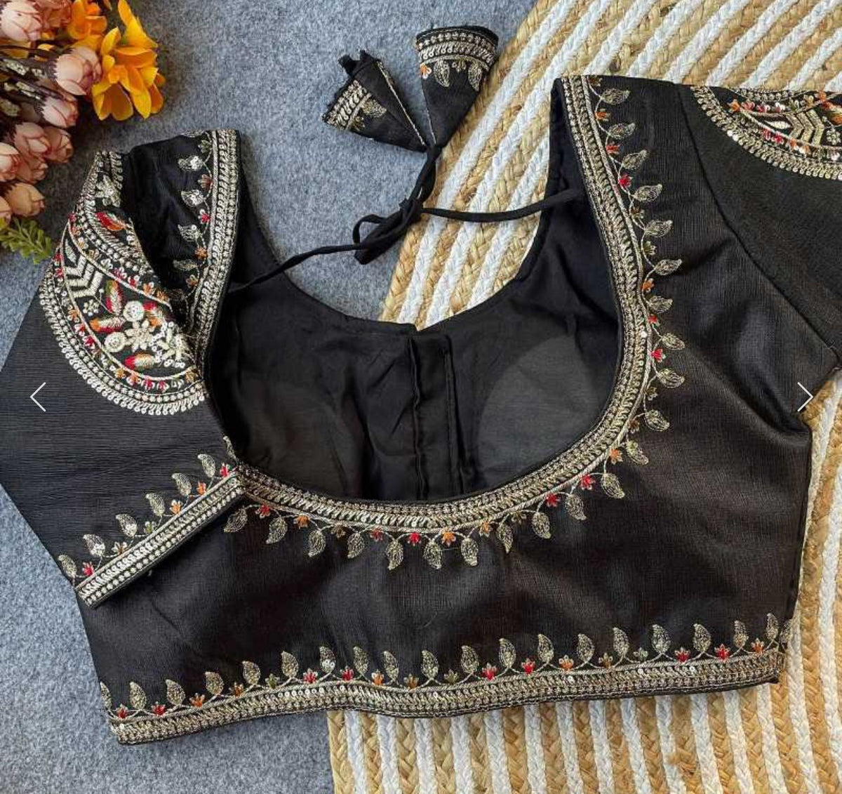 Black Party wear heavy blouse in Berlin