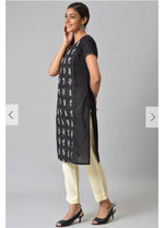 Black Embroidered Ethnic kurta in Germany