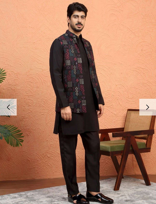 Silk Blend Anchor Work Kurta Trouser Set with Floral Embroidered Nehru Jacket in Berlin