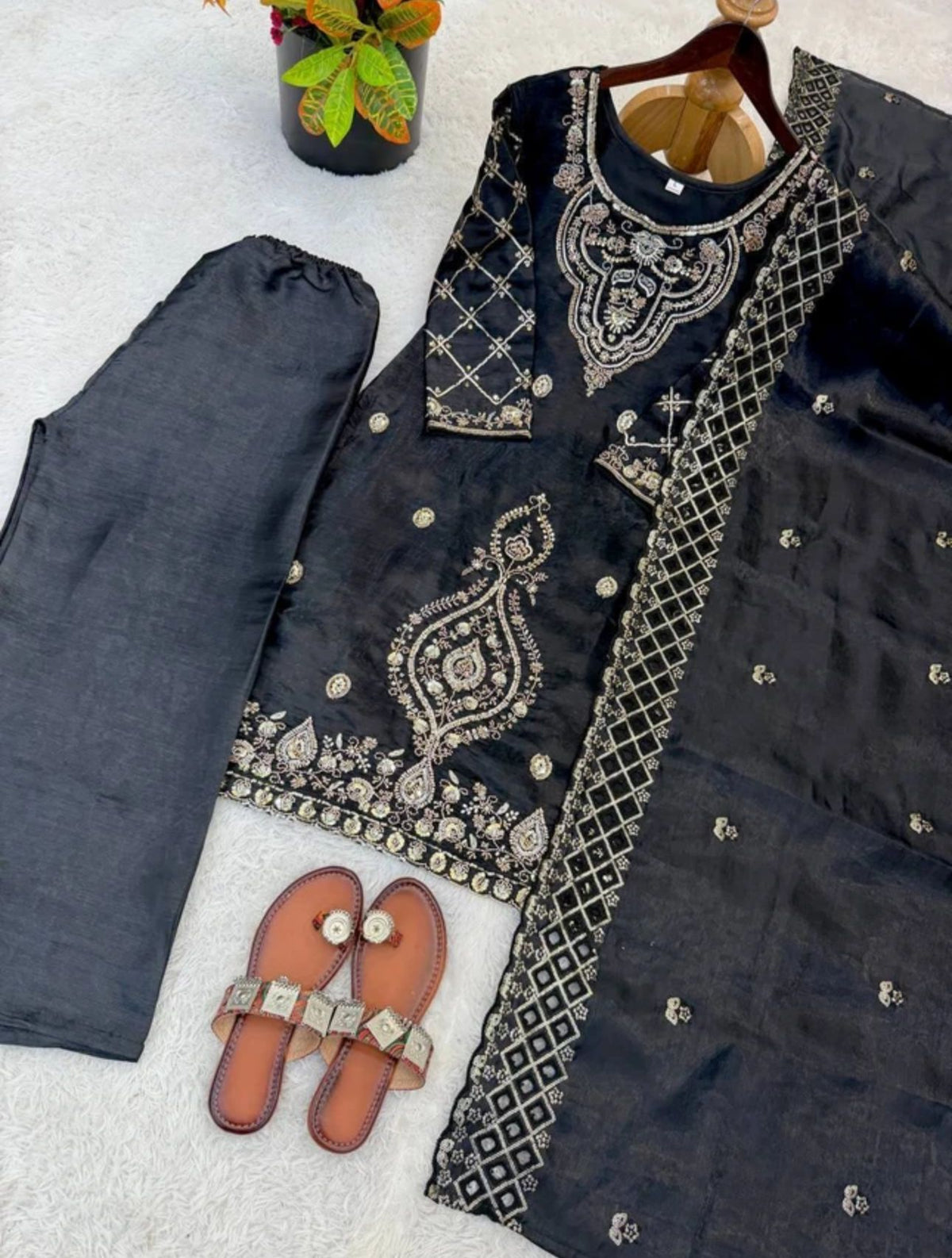 Black Women Silk Blend Kurta Palazzo Dupatta Set in Germany