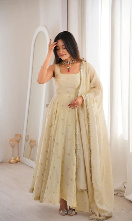 New Designer Cosmos Gold With Embroidery Work Gown And Dupatta Set in Germany(Anarkali Set Stitched)