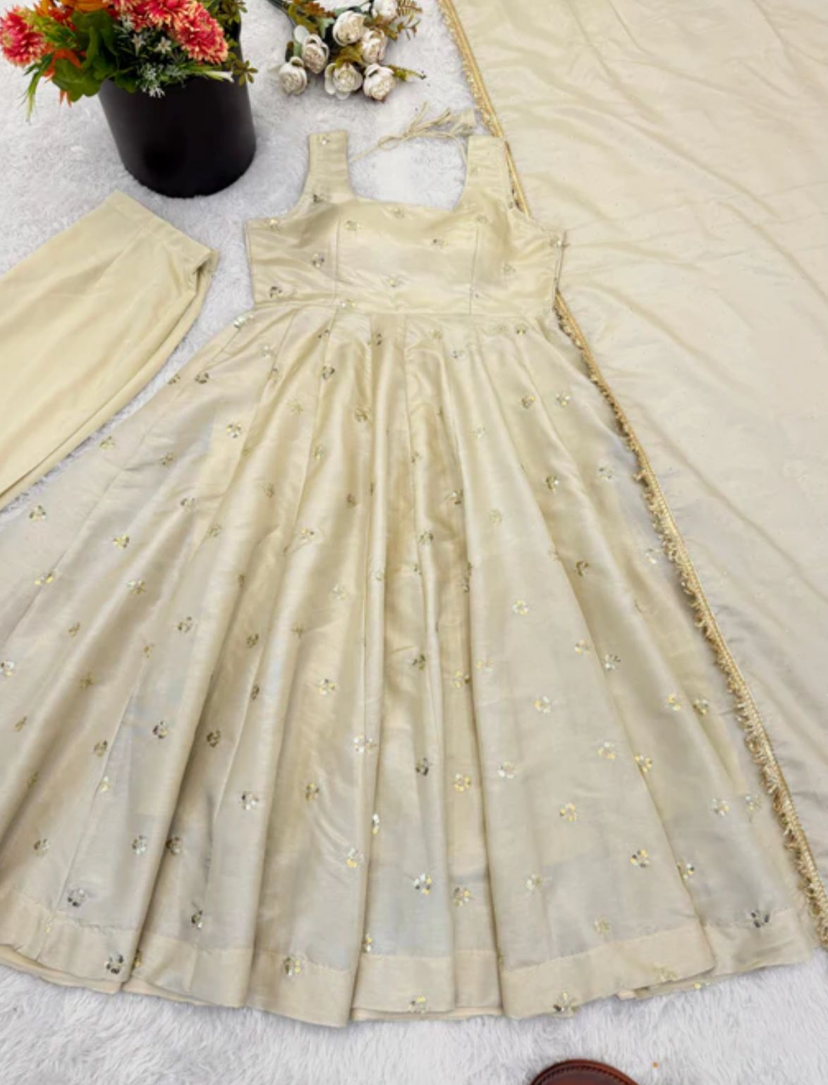 New Designer Cosmos Gold With Embroidery Work Gown And Dupatta Set in Germany(Anarkali Set Stitched)