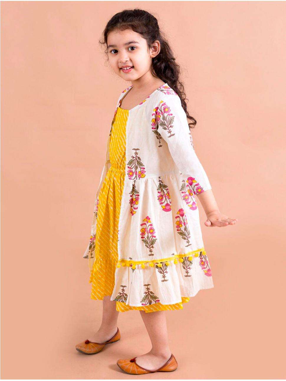 Kids Girls Lehariya Dresses in Berlin