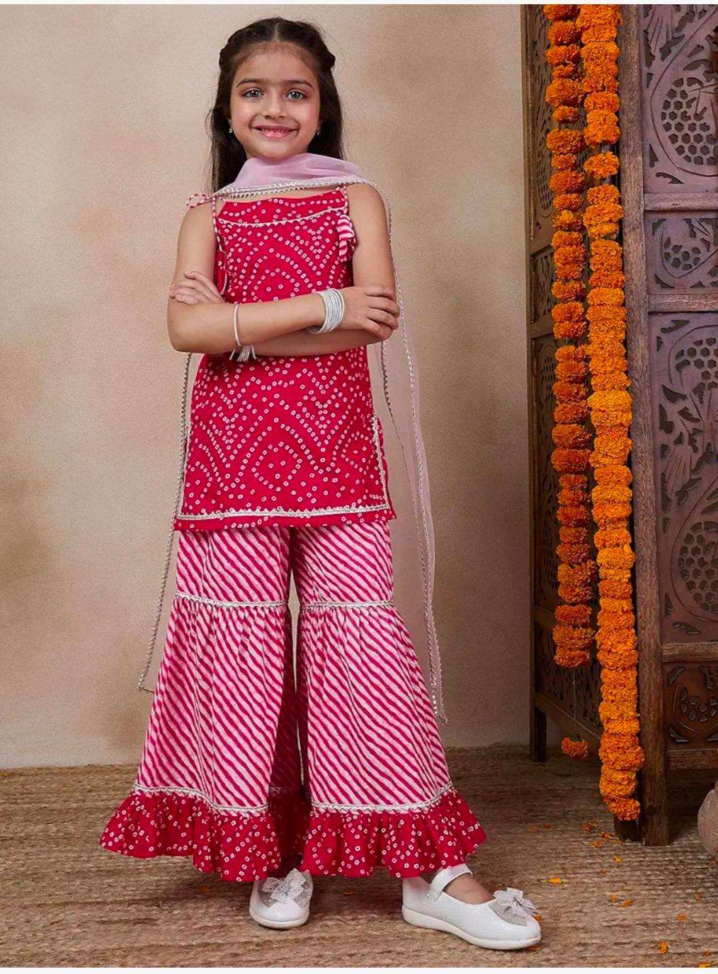 Girls Kurti Sharara and Dupatta set in Berlin