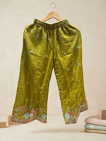 Pakistani-style embroidered kurti and palazzo set in Germany