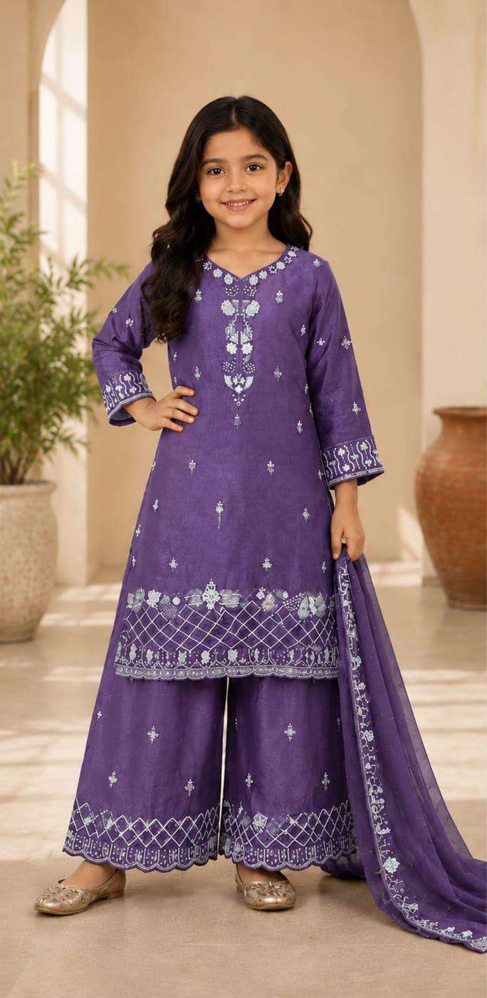 Girls Purple Embroidered Pakistani Style Kurta Palazzo Set with Dupatta in Germany