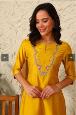 Yellow Solid Dori Embroidered Festive Straight Kurta with Pant in Berlin Namma Markt