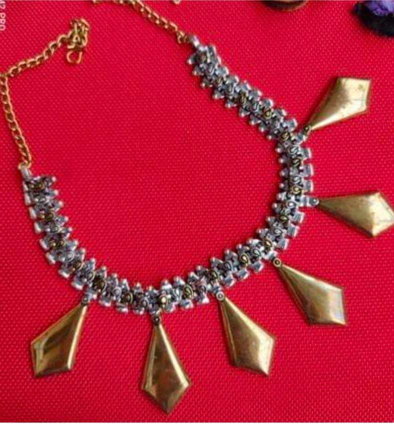 Ethnic Dual-Tone Tribal Choker Necklace in Germany