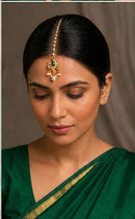 Traditional Gold-Plated Emerald and Pearl Kundan Maang Tikka in Germany Namma Markt