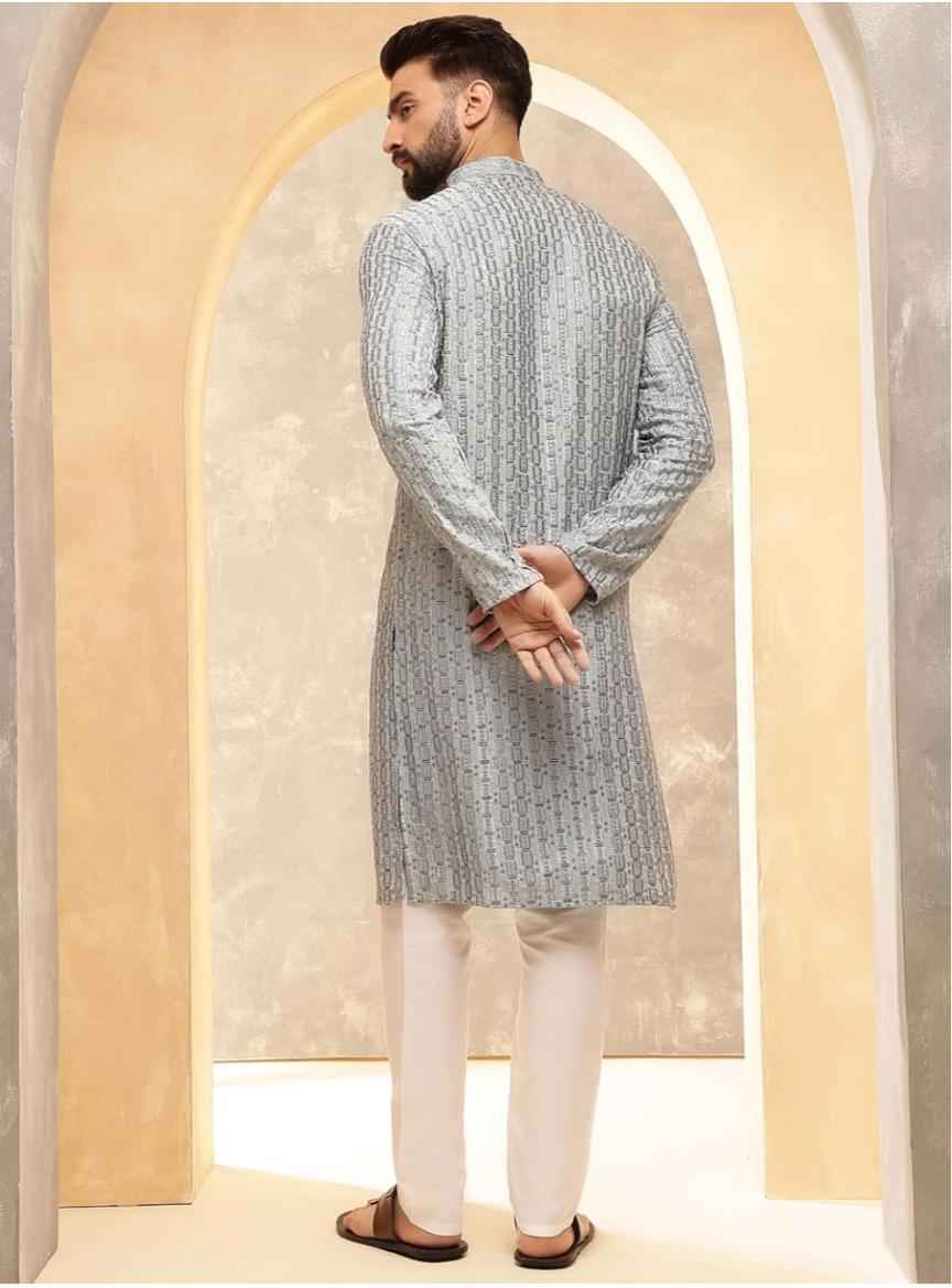 Kurta in Cotton and Viscose with Shiny Thread and Sequins, White Pyjamas in Berlin