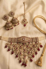 Traditional Indian bridal choker necklace set in Berlin