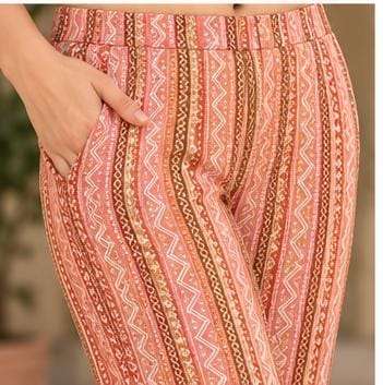 Beige & Peach Cotton Floral Print Kurta Pant Set With Dupatta in Berlin