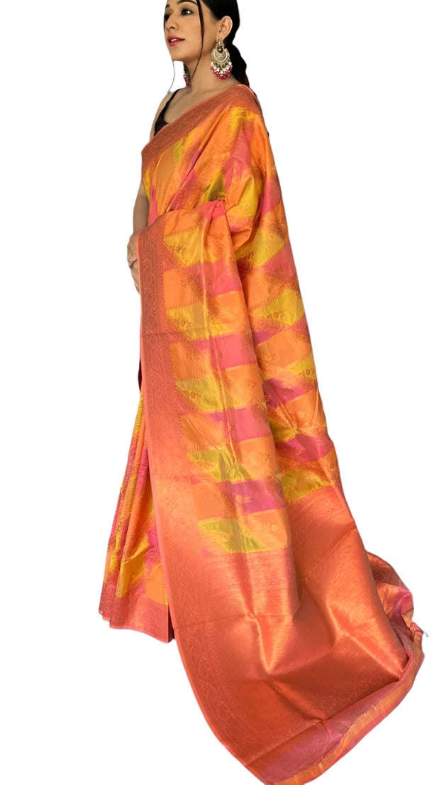 Pure Tissue Silk Saree With Gold Zari in Essen