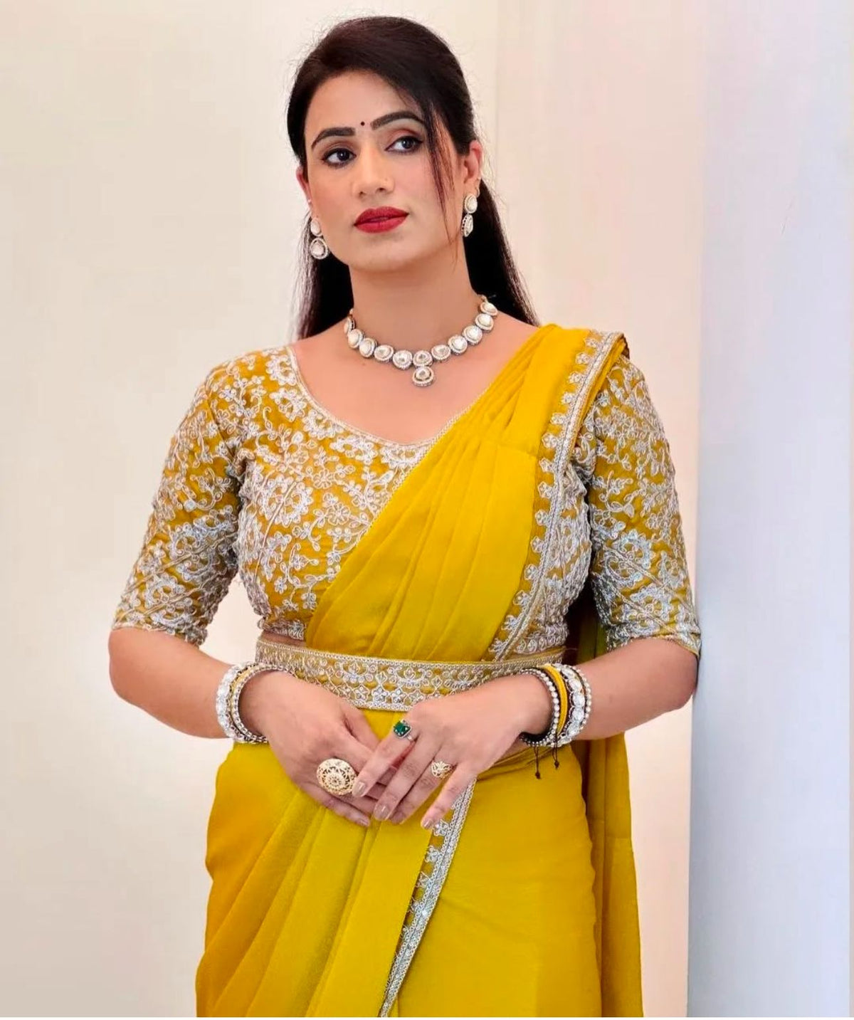 Ready To Wear Saree With Stitched Blouse In Germany