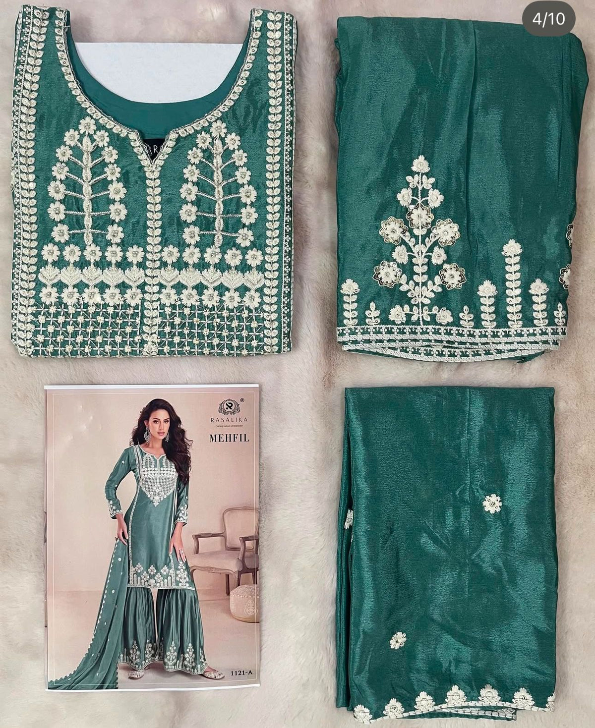 Embroidered Readymade Salwar Kameez in Berlin