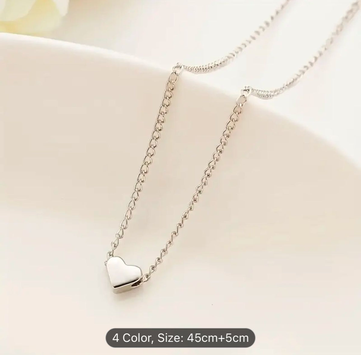 Simple heart necklace heart clavicle chain for women and Girls in Germany