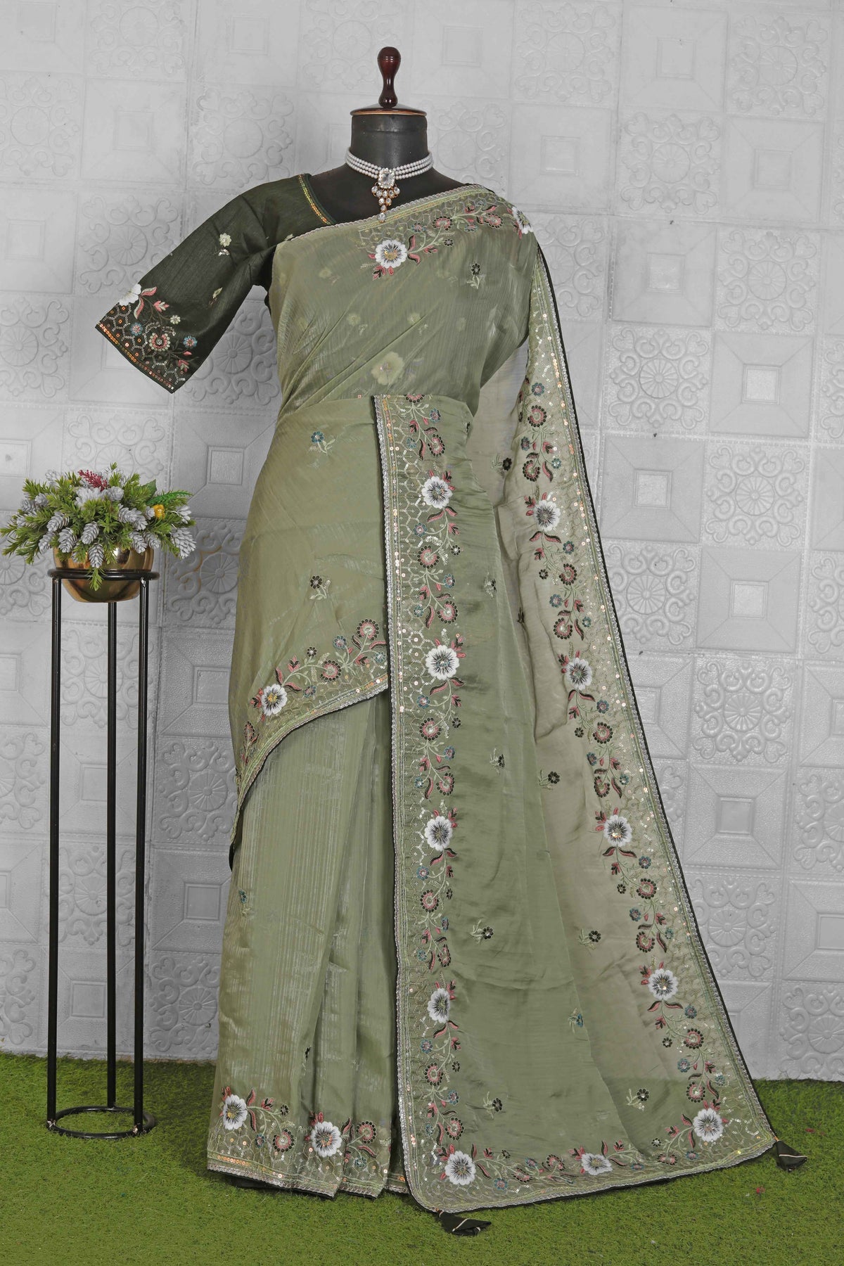 Tissue Silk Saree in Berlin