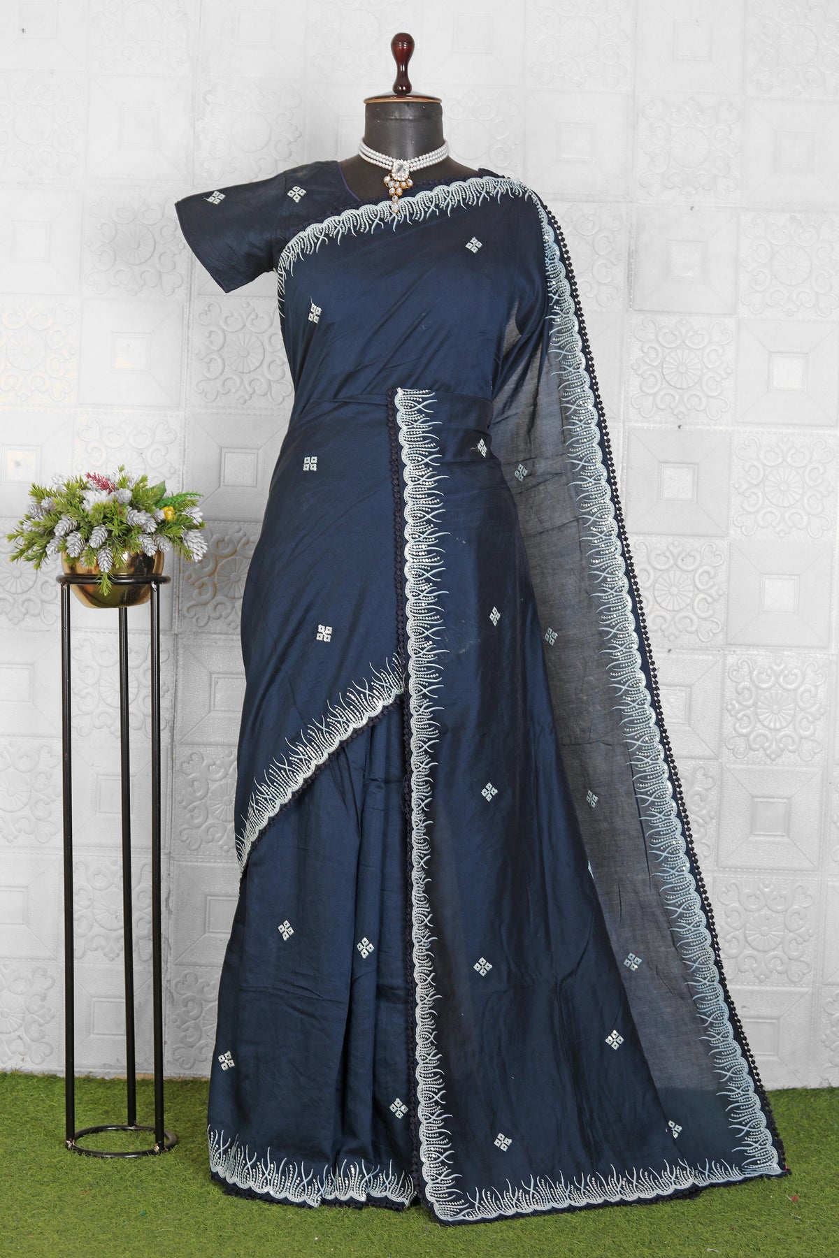 Chinnon Saree in Germany Munich