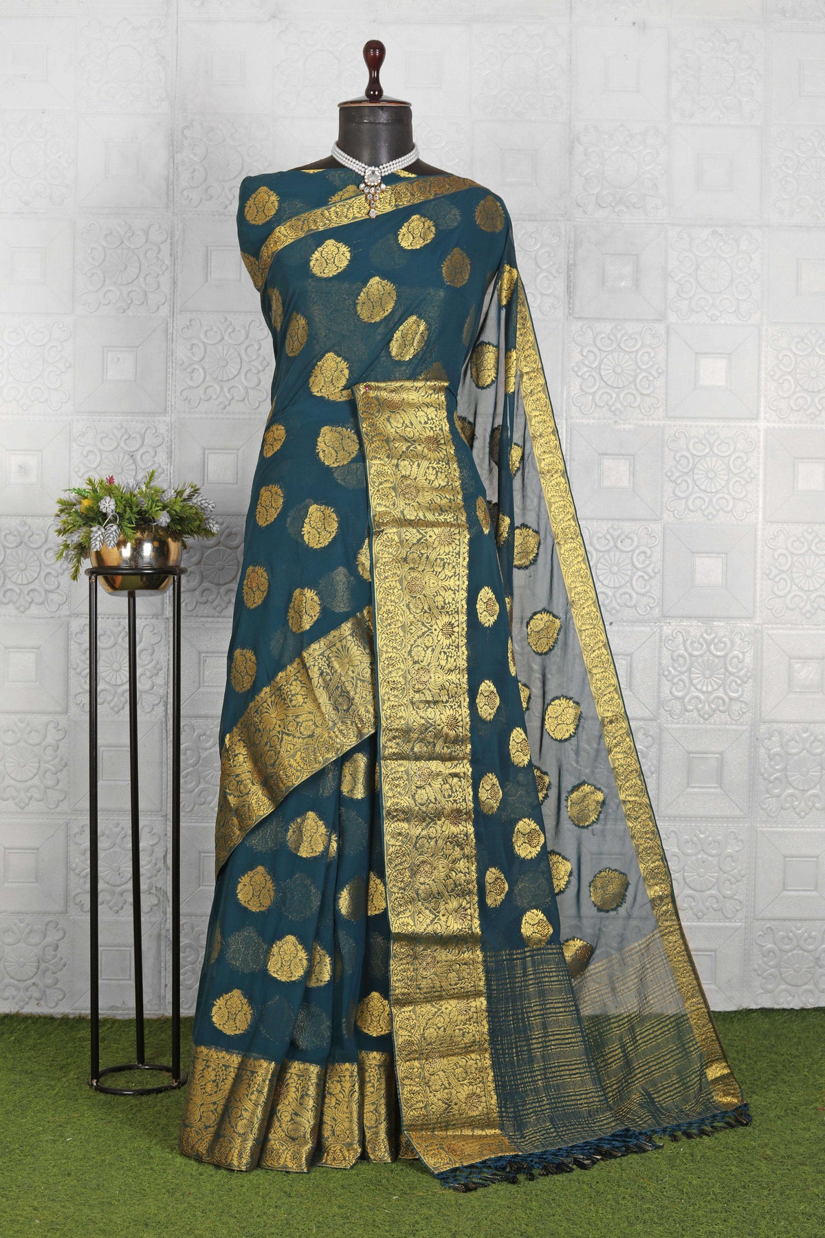 Women Chanderi Silk Saree in Germany