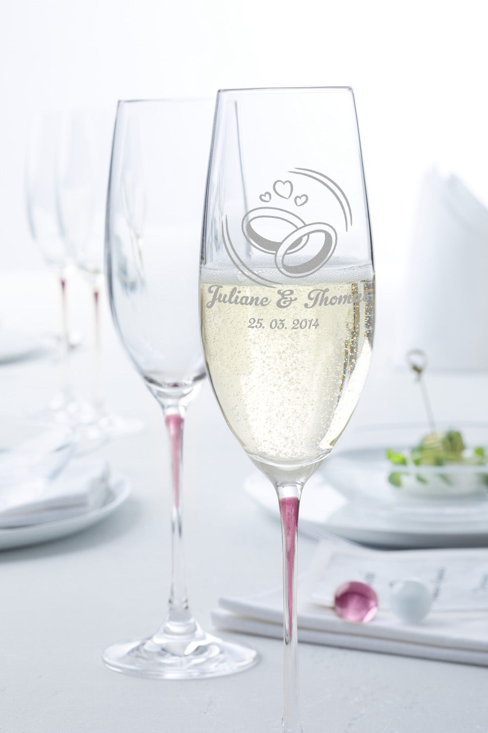 Stölzle Lausitz Sektgläser La Perla im exklusiven "Wedding Rings" Design als Set mit Holzkiste