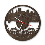 Wanduhr aus Holz Oktoberfest 2017