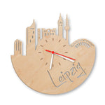Wanduhr aus Holz Skyline Leipzig