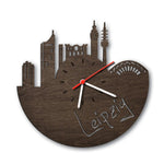 Wanduhr aus Holz Skyline Leipzig