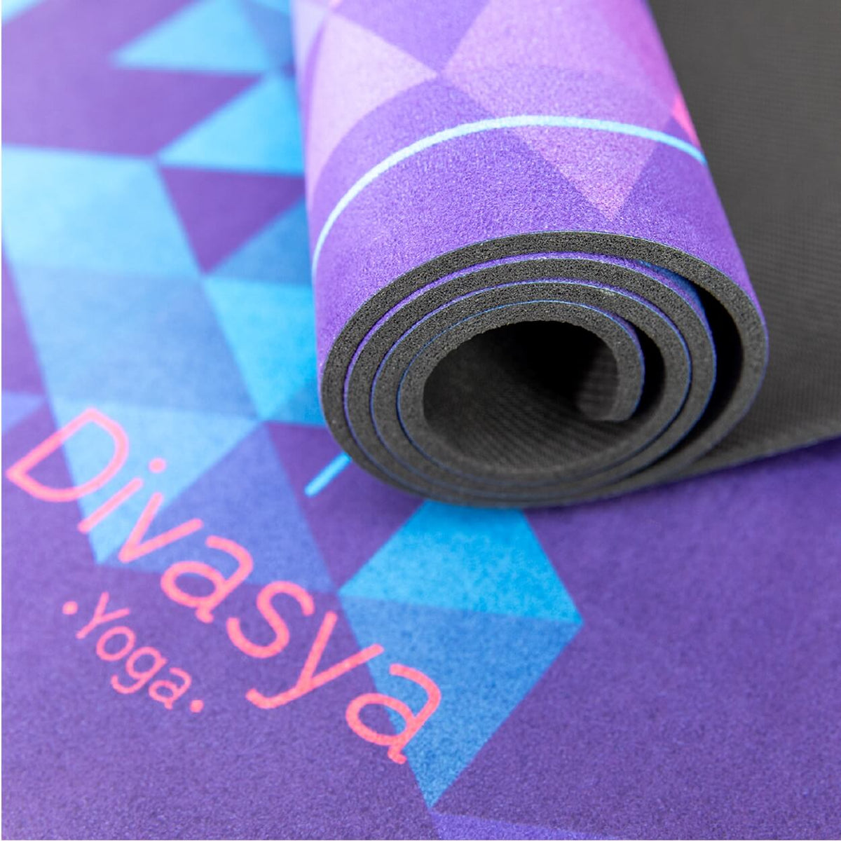 Yogamatte aus Naturkautschuk & recycelter Mikrofaser