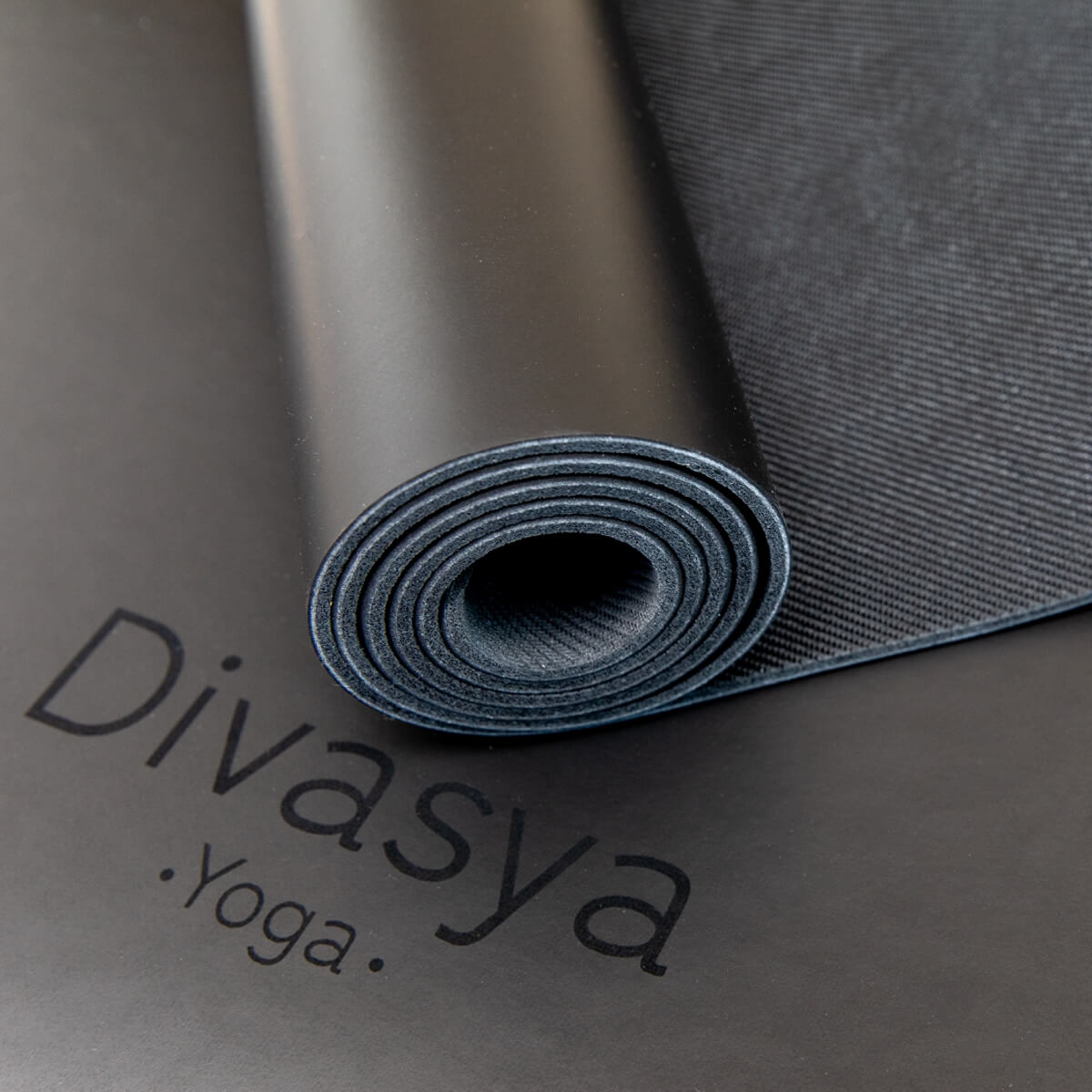 Yogamatte rutschfest | Kautschuk | 9 Yoga-Designs | DIVASYA®
