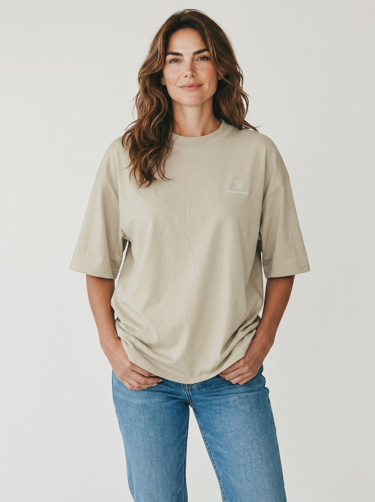 Identity Oversize T-Shirt 200 g/m² – Bio-Baumwolle, weiße Stickerei