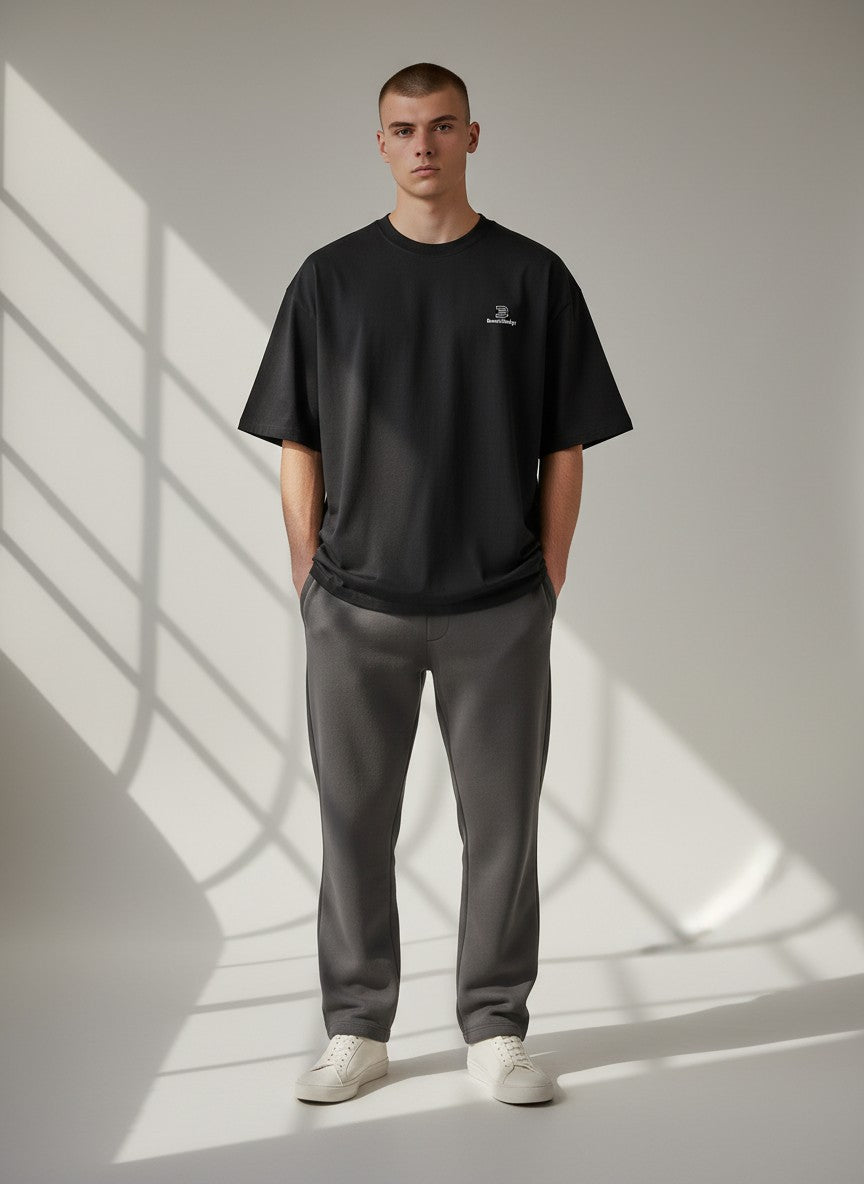 Identity Oversize T-Shirt 200 g/m² – Bio-Baumwolle, weiße Stickerei