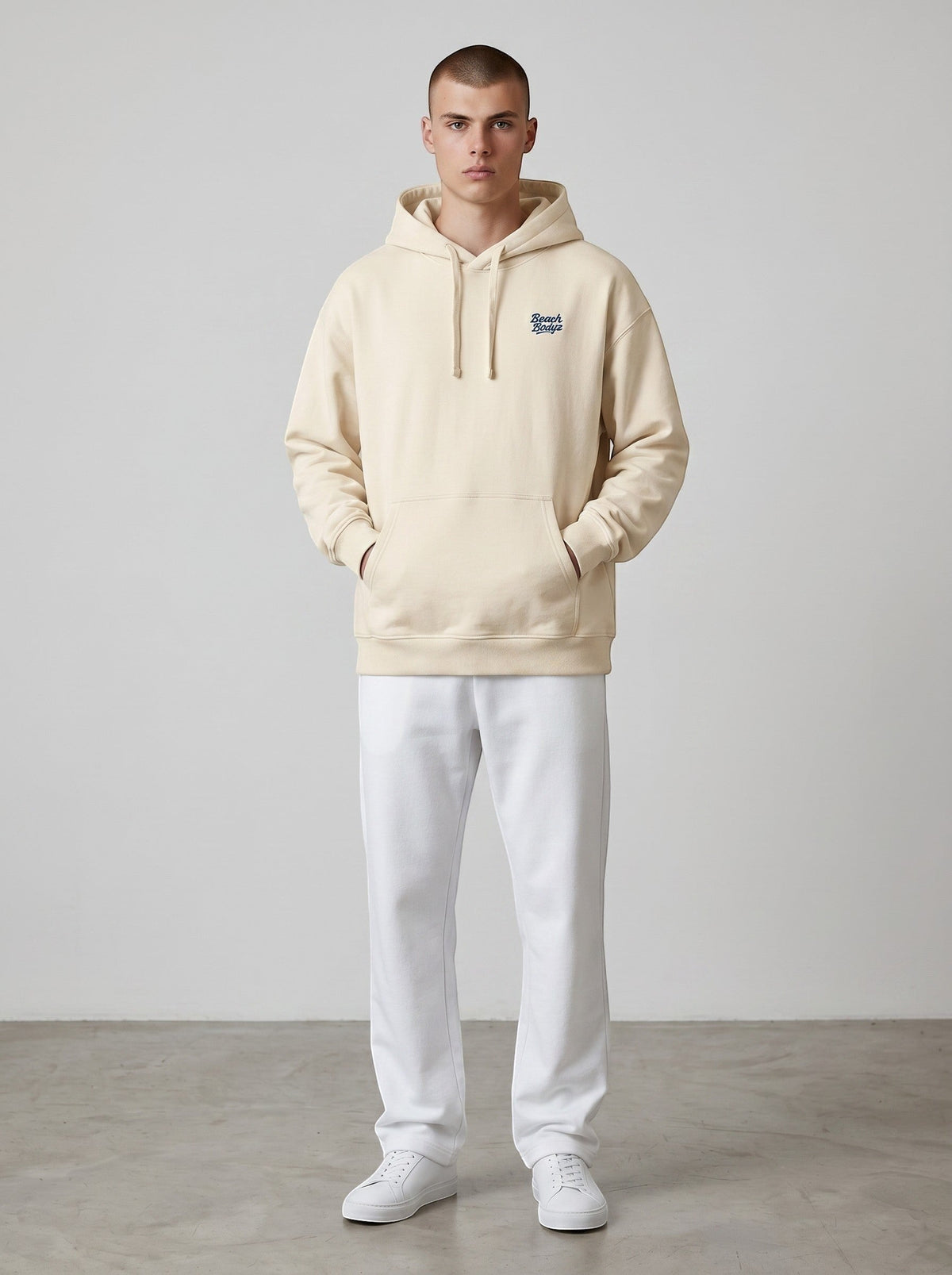 Motion Oversize Hoodie 350 g/m² – Bio-Baumwolle, blaue Stickerei
