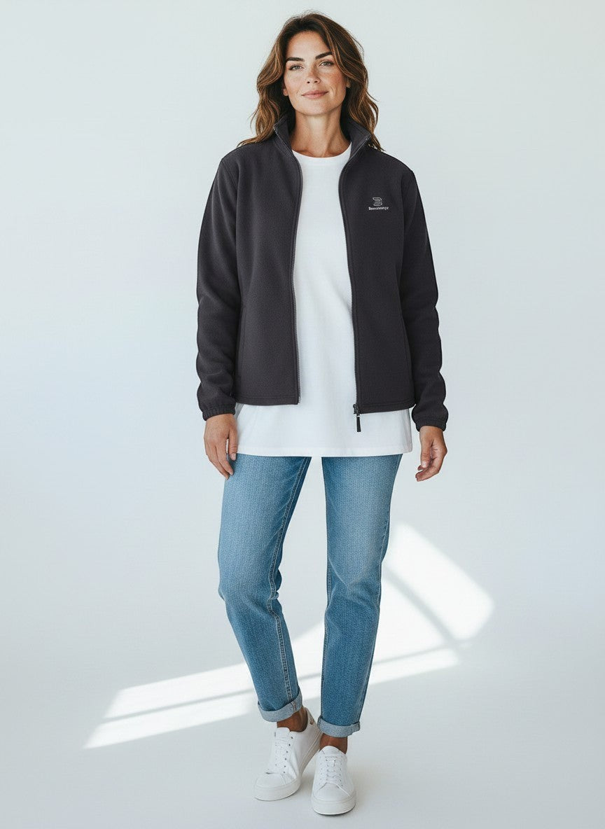 Identity Fleecejacke – weiße Stickerei
