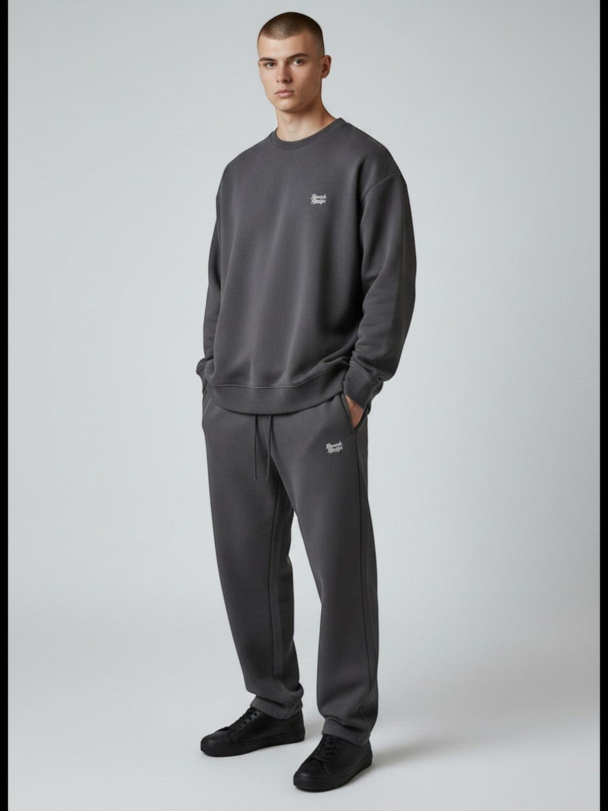Signature Fluffy Jogginghose – weiße Stickerei