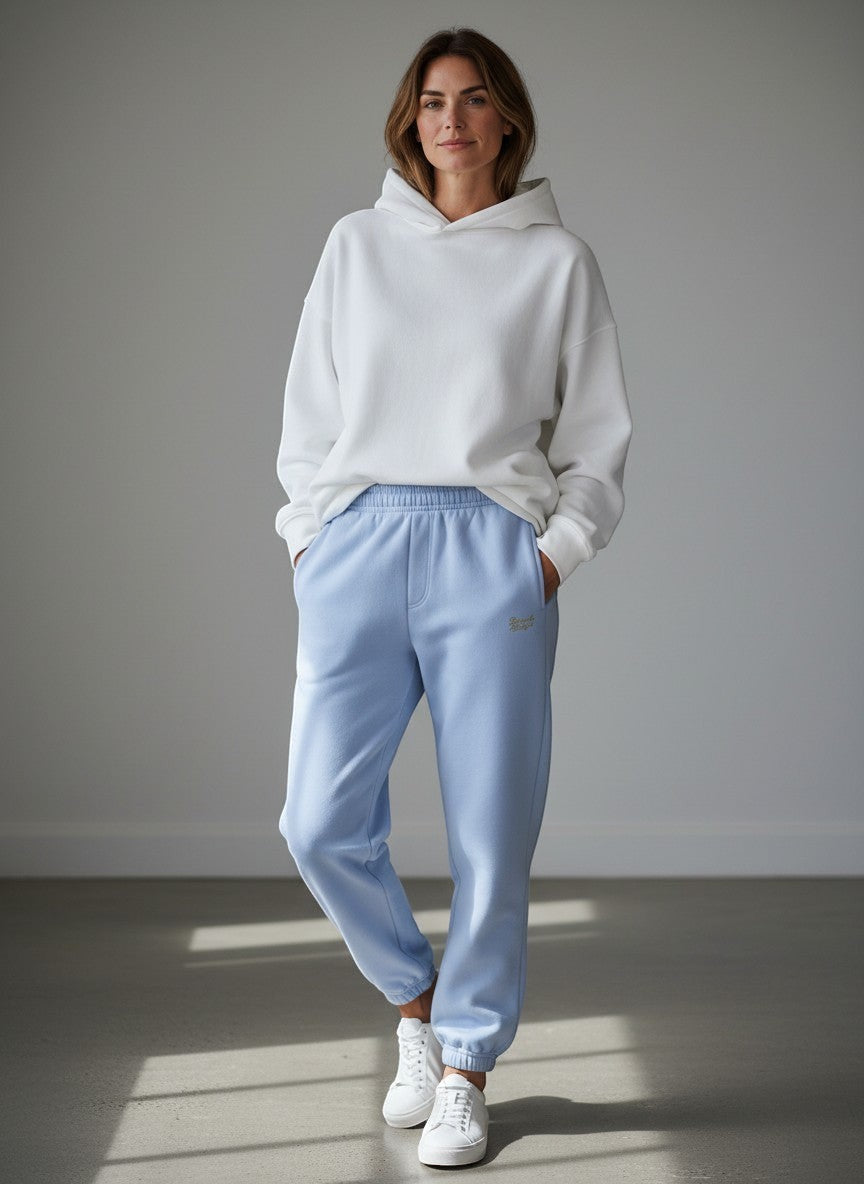 Authentic Jogginghose – goldene Stickerei