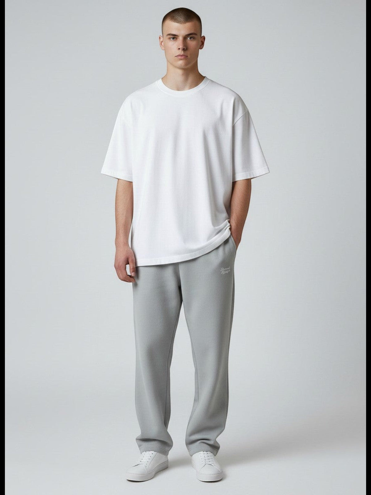 Signature Fluffy Jogginghose – weiße Stickerei
